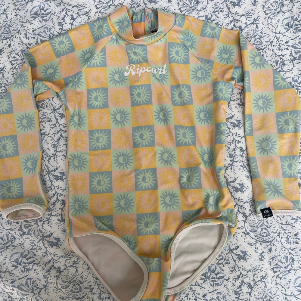 Rip Curl Girls SurfSuit Long Sleeved Bathing Suit